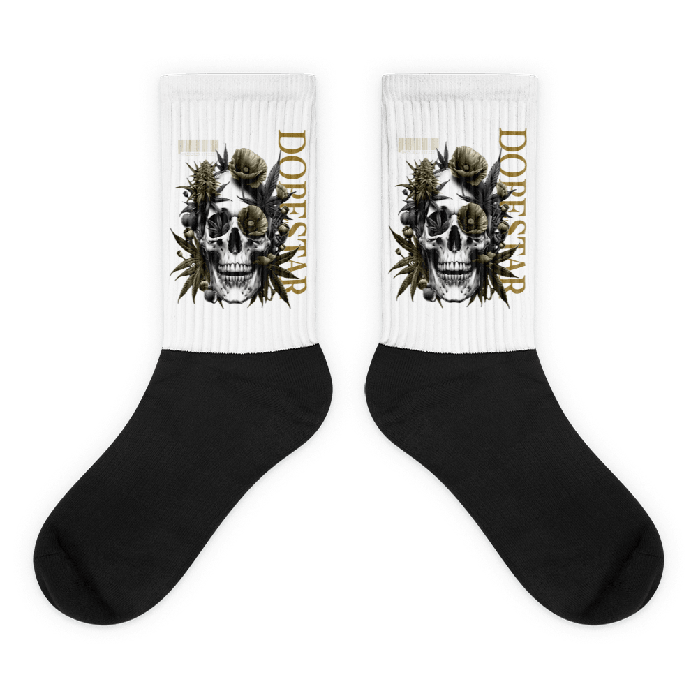 Showcases the view of the socks, highlighting the vibrant 'Skull Cannabis Poppies' design, which perfectly complements the Air Jordan 1 Retro High OG Next Chapter Spider-Verse sneakers. The intricate pattern and color scheme inspired by the Spider-Verse theme are prominently displayed. Focusing on the ribbed leg , cusioned bottoms and the snug fit of the socks. This angle provides a clear view of the texture and quality of the material blend.