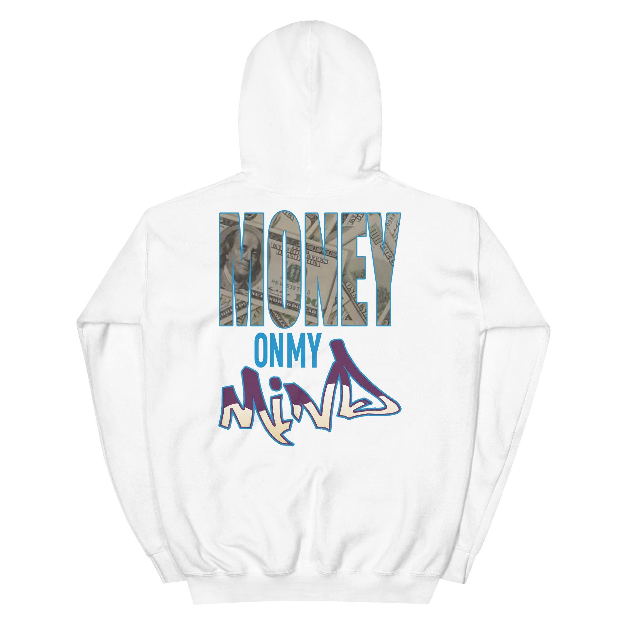 Dunk Low Undefeated 5 On It Dunk vs AF1 Hoodie Money On My Mind