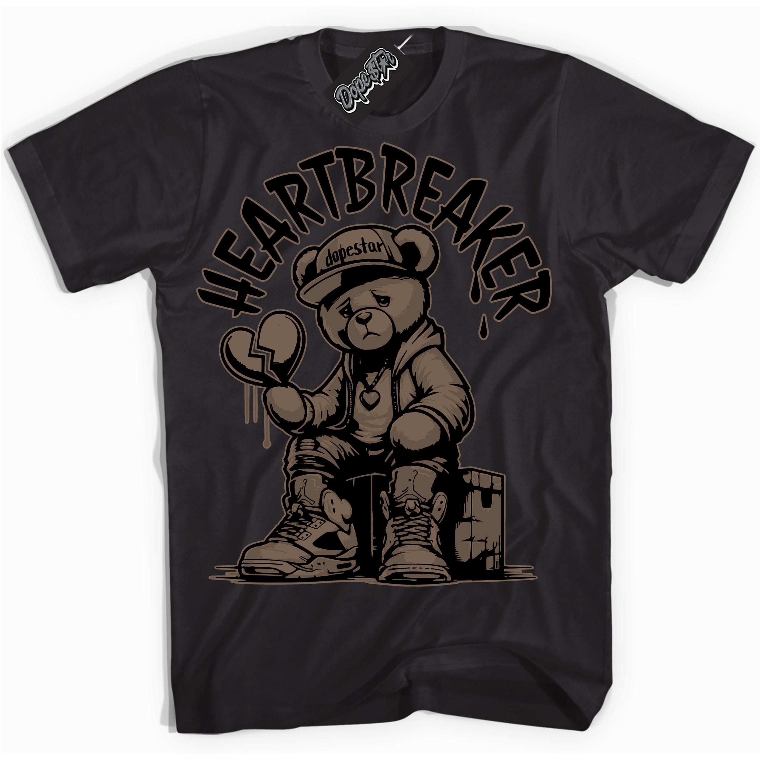Cool Black Shirt with “Heartbreaker Bear” design that perfectly matches the Jumpman Jack TR Travis Scott Dark Mocha Sneakers.